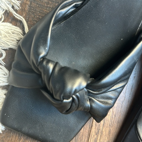 Banana Republic size 9 Black Fancy Dress  Sandals - Picture 5 of 9